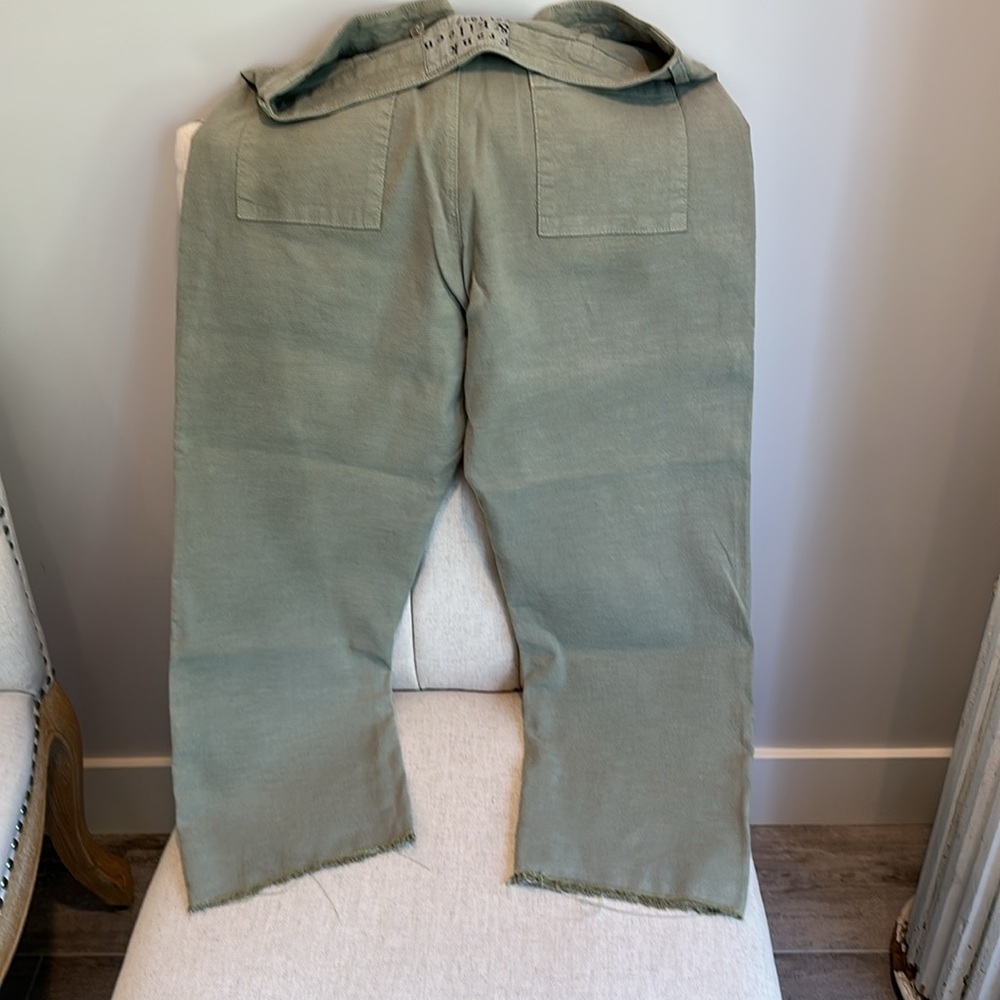 Frank and Eileen sage green trouser size 8 - Picture 4 of 4